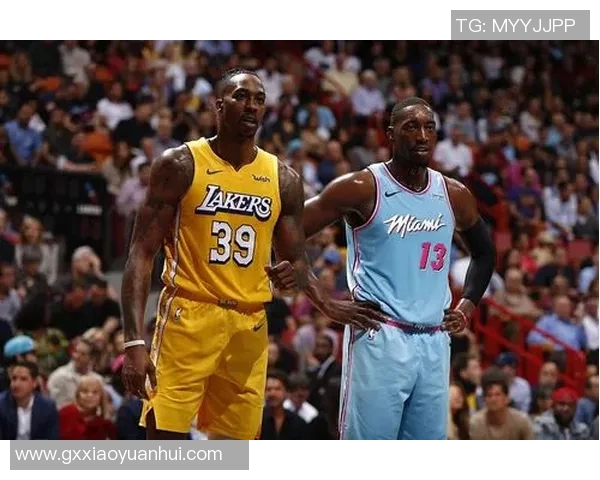 湖人对决热火奥巴马现场激情四溢球迷热情高涨的精彩瞬间