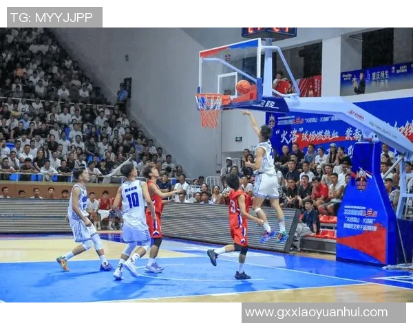 骑士队与热火的激烈对决展现篮球魅力与团队精神的巅峰对抗