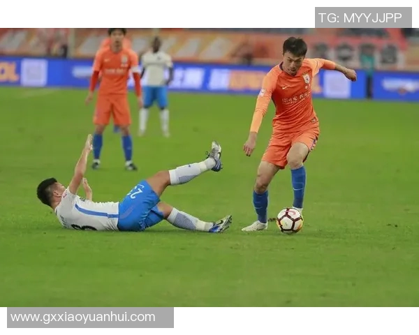 2018年天津泰达对阵鲁能的精彩对决回顾与赛后分析