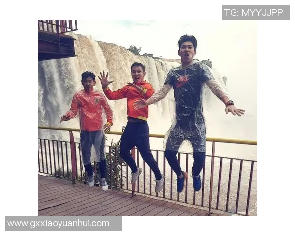 孙兴O的足球之路：从青涩少年到世界顶级球星的传奇旅程