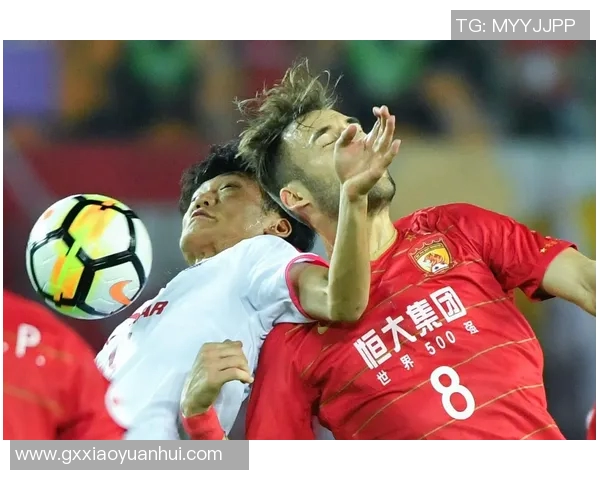 恒大与大阪的激烈对决文字直播全程回顾与精彩瞬间分享